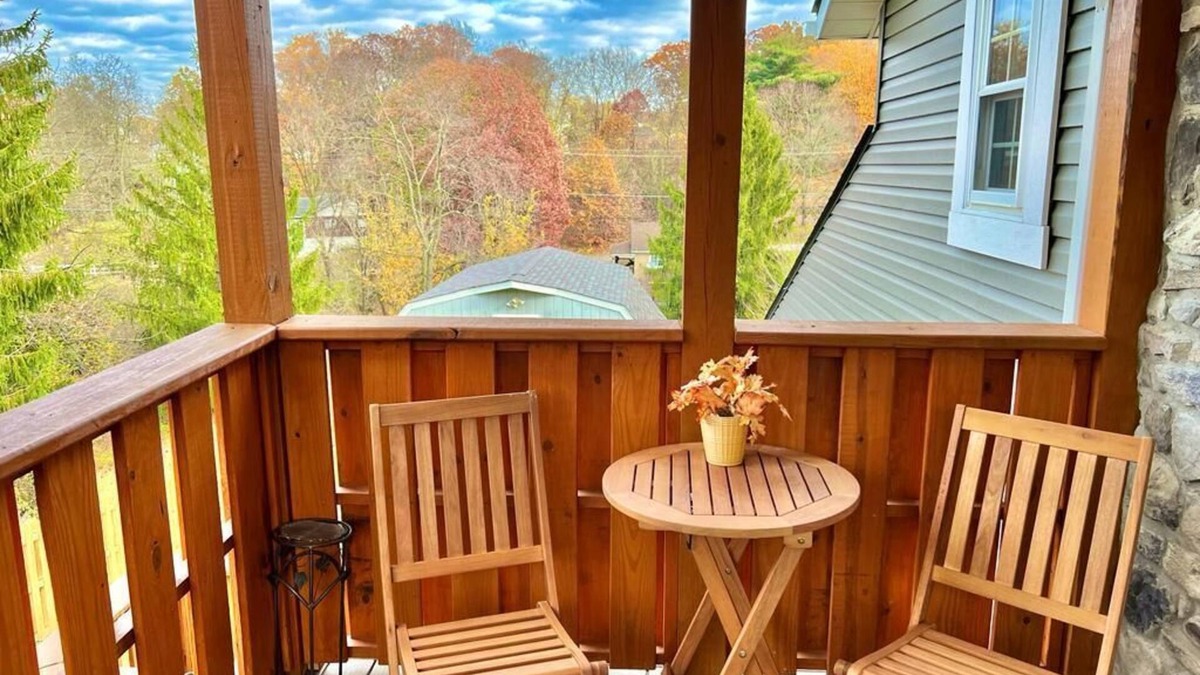 Racine Apartment | Cozy Corner on Zimmerle