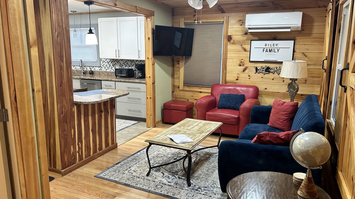 Rutherfordton Cottage | Cozy cottage condo with easy access to TIEC, Hendersonville, Asheville & Boone