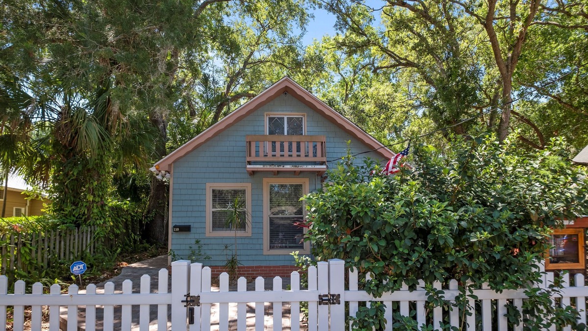 Rockledge Cottage | COZY COTTAGE-HISTORIC ROCKLEDGE-WALK TO RIVER