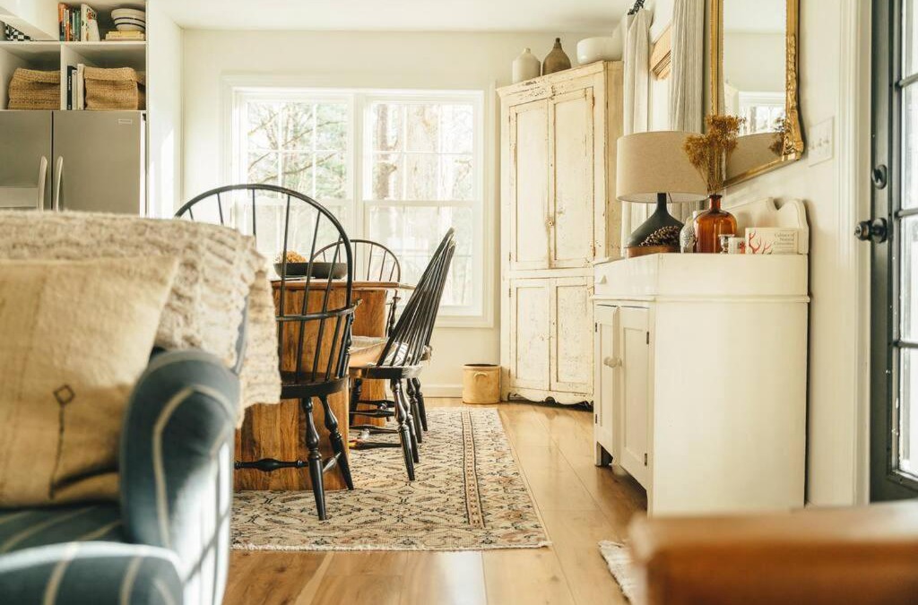 Catskill House | Cozy Cottage, Hot Tub, Fire Pit, 15min to Hudson and hiking