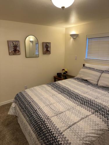 Kimberly House | Cozy Cottage House A with Carport