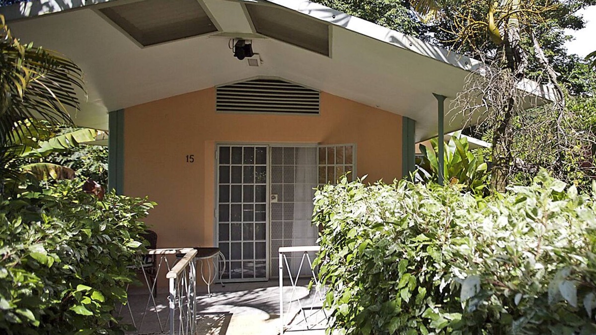 Picard Cottage | Cozy Cottage ideal for couples or families.