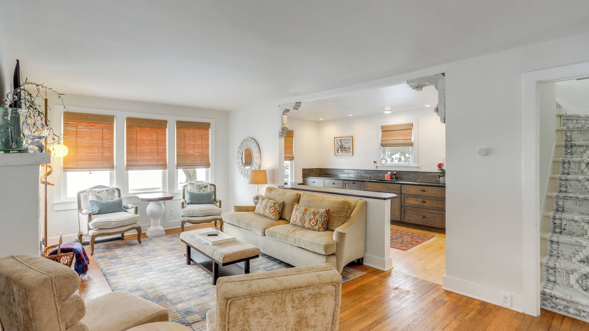 Milan House | Cozy Cottage in Historic Village: Near Cedar Point