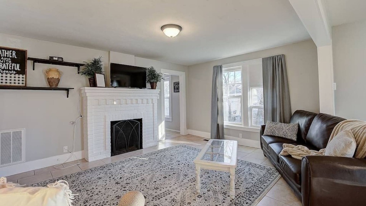 Joplin Cottage | Cozy Cottage in Joplin