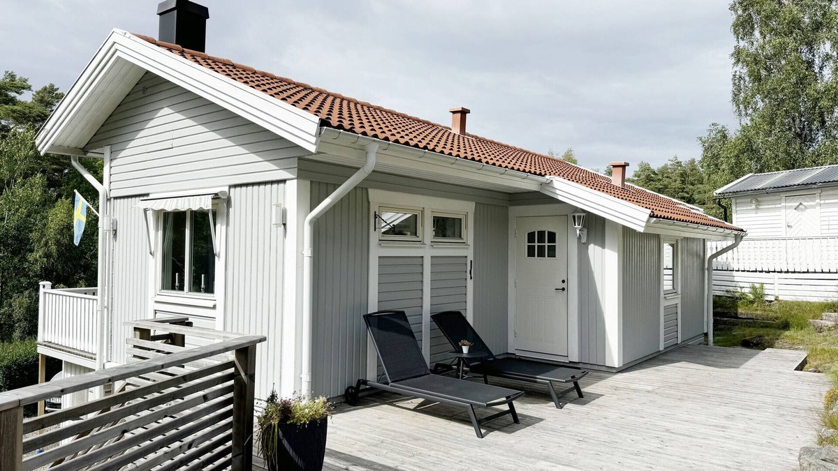 Kode Ski Chalet | Cozy cottage in Kode near rocks, sand and sea | SE09073