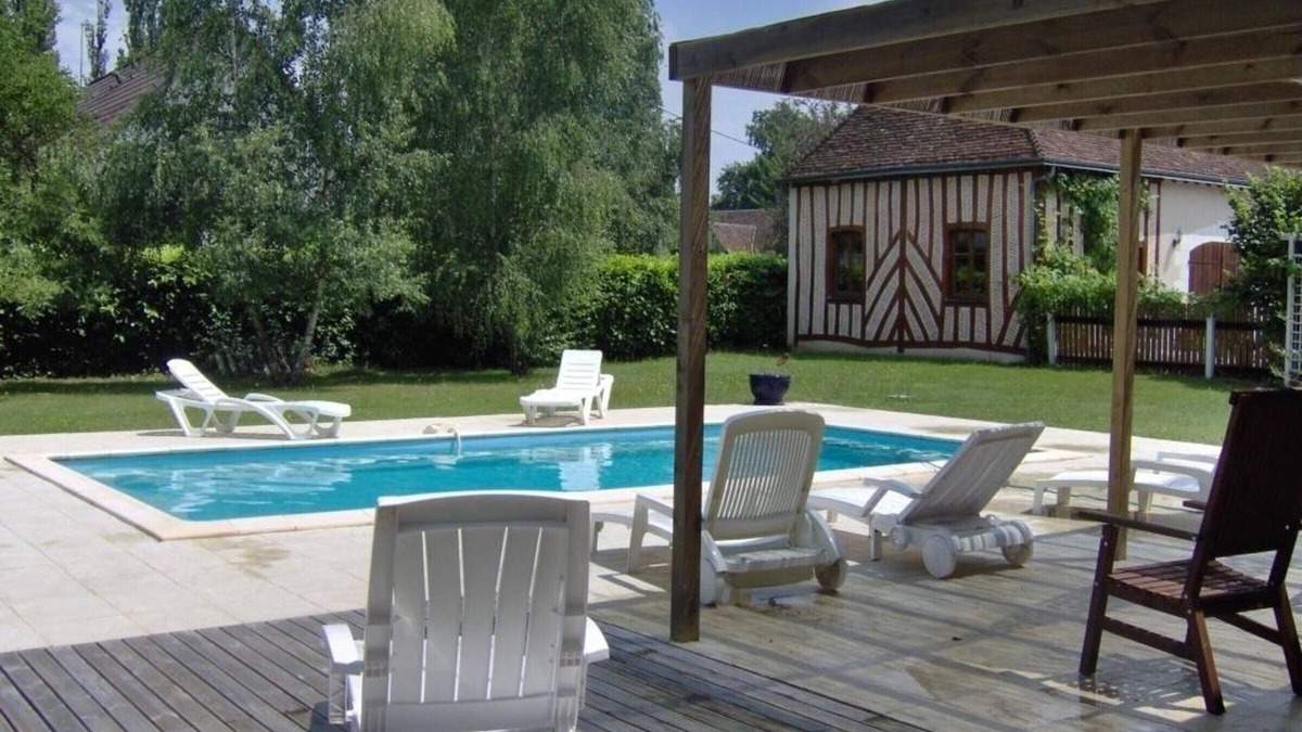Limeray Apartment | Cozy Cottage in Loire Valley with Pool, Near Amboise and Chateaux