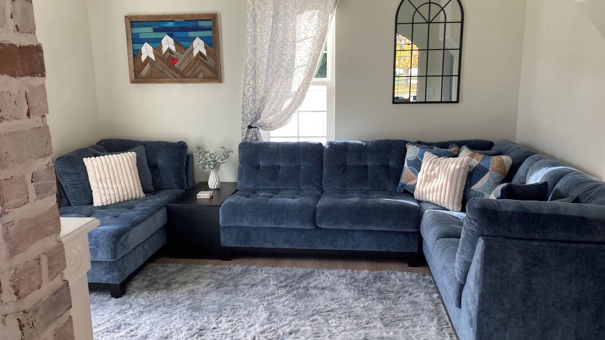 Monroe House | Cozy Cottage in Monroe. Newly remodeled with fun amenities including hot tub!