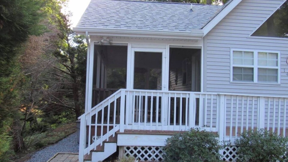 Ocean Pines Cottage | Cozy Cottage in Ocean PInes MD
