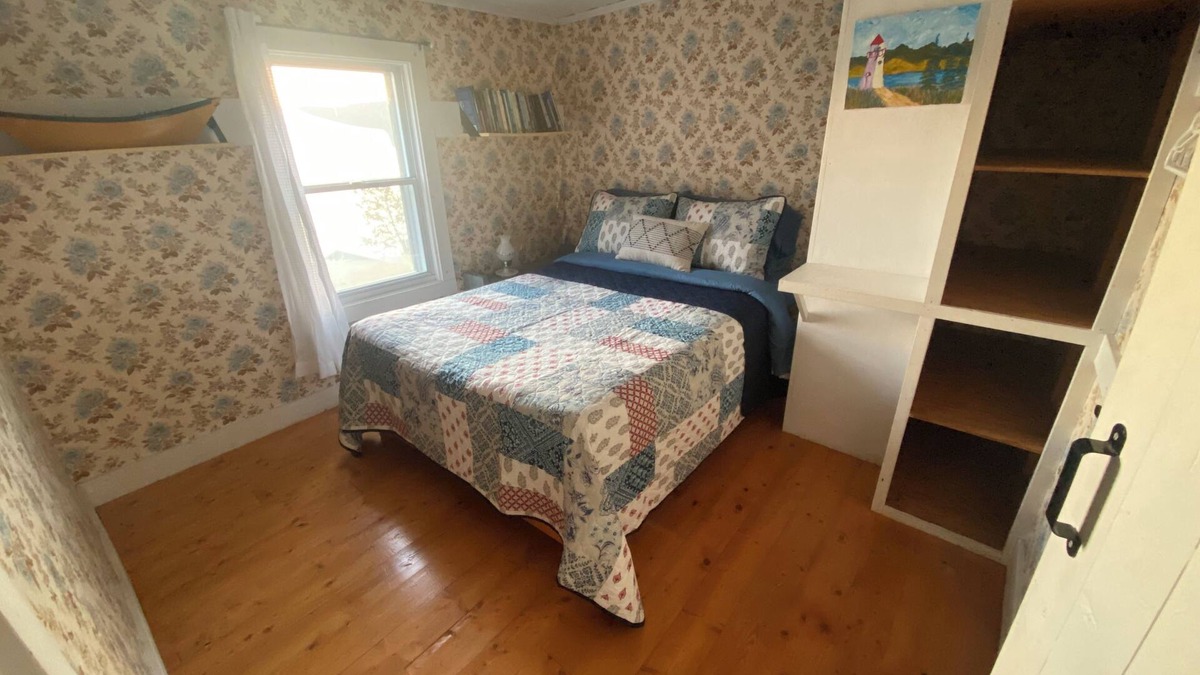 Woody Point House | Cozy cottage in the heart of Woody Point with ocean views of Gros Morne!
