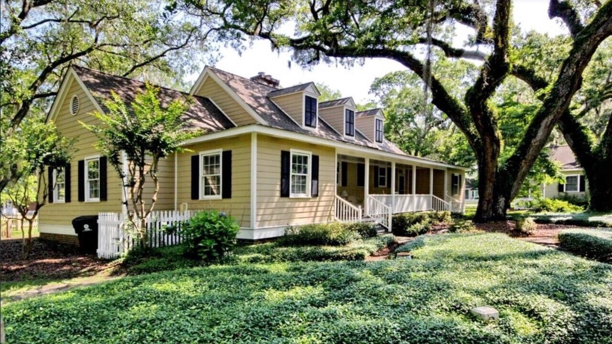 Murrells Inlet Cottage | Cozy Cottage in gated Country Club - Wachesaw Plantation