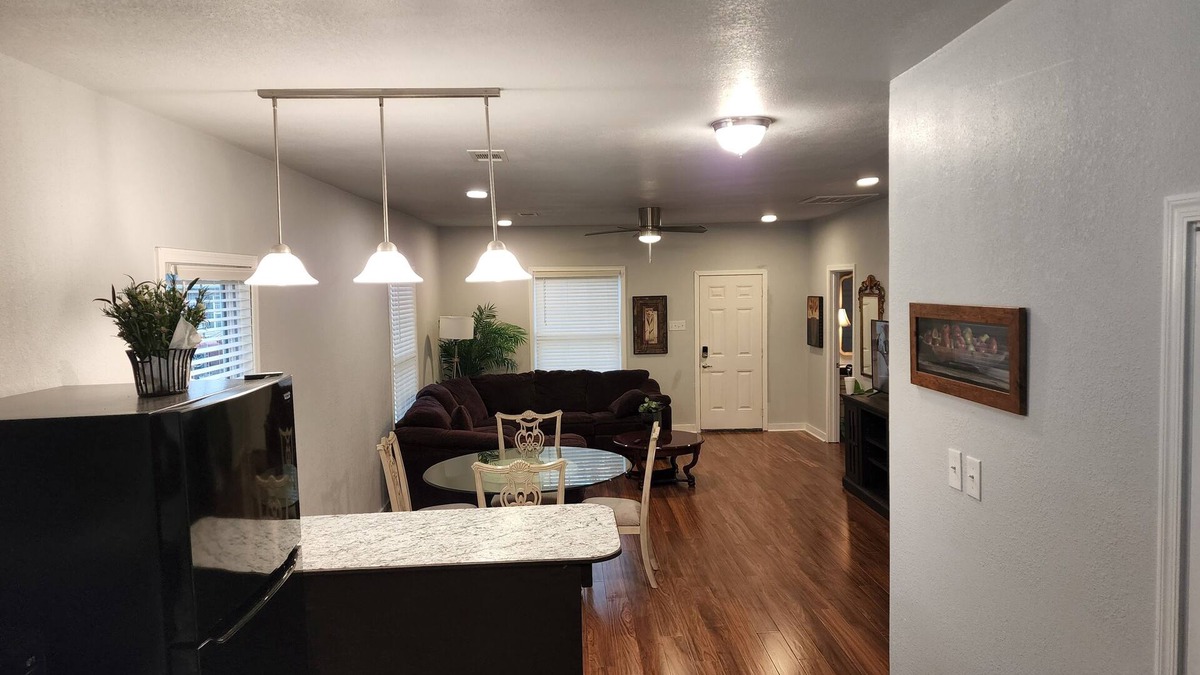 Arkadelphia House | Cozy cottage newly rotavated 25 minutes from DeGray Lake