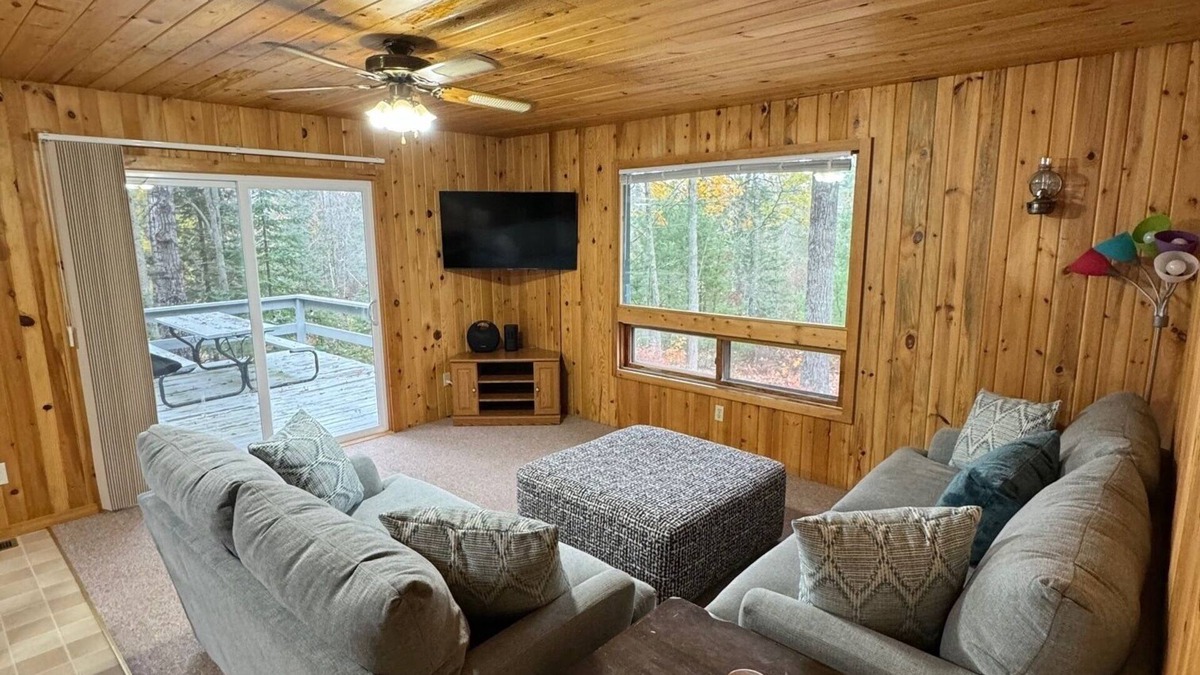 Goodman House | Cozy cottage on 20 acres near ATV/UTV & snowmobile trails