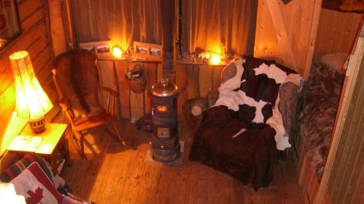 Municipality of Westvoorne Cottage | Cozy cottage on a countryside estate with sauna near dunes and sea