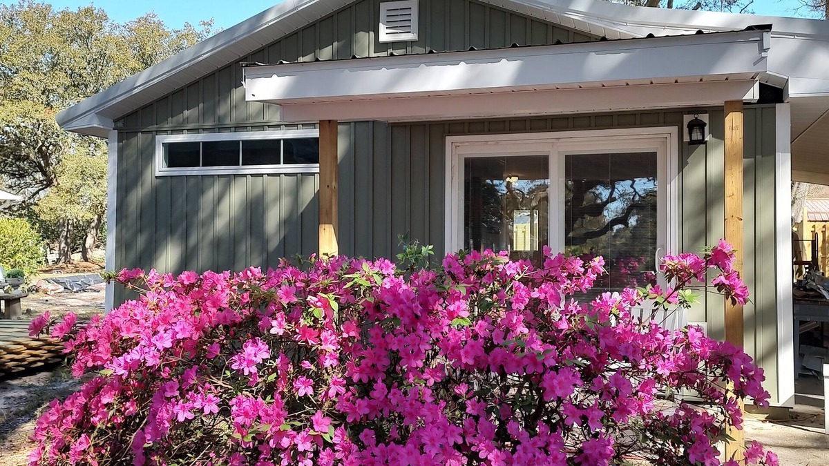 Supply Cottage | Cozy Cottage one mile from the Beach and Boat Ramp! Pet Friendly Too!