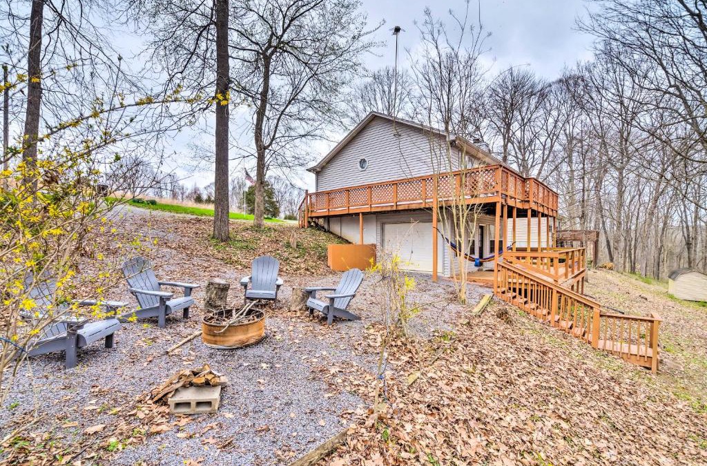Scottsville House | Cozy Cottage Rental Near Barren River Lake!