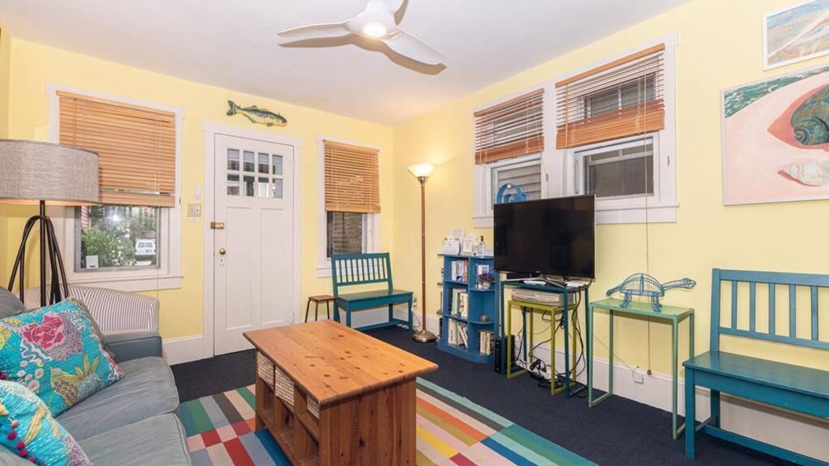 Cape May Cabin | Cozy Cottage | Steps from Congress Hall & Beach