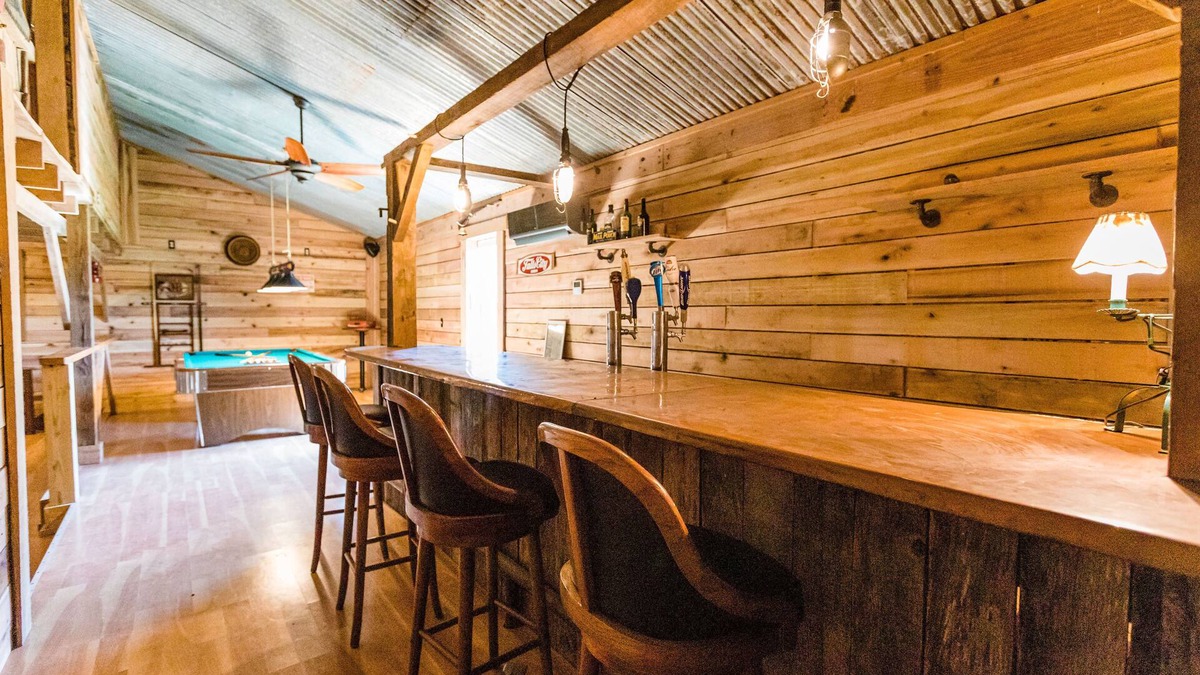 Bradford Other | Cozy Cottage