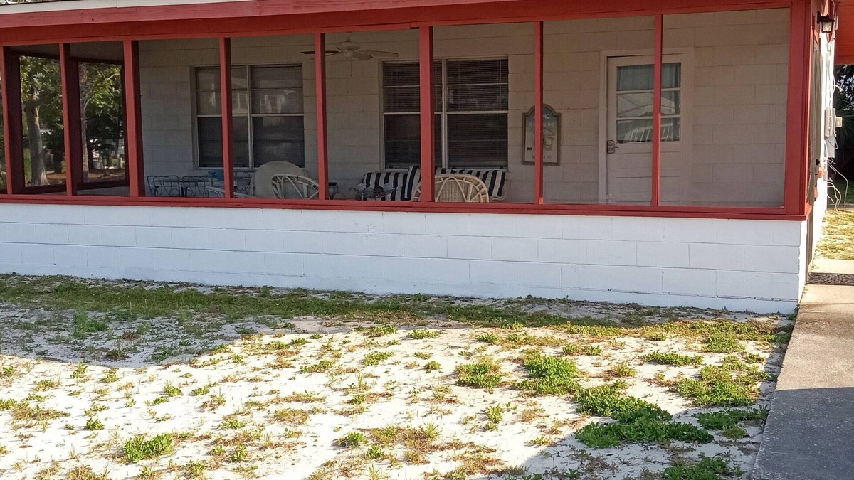 Kiska Beach House | Cozy Cottage on quiet end of Panama City Beach. Just steps from sand and surf!