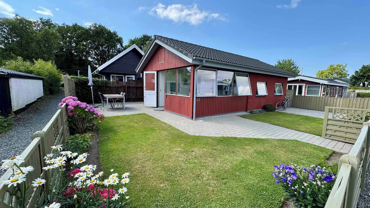 Munkebo House | Cozy cottage with a view of Kerteminde Fjord.