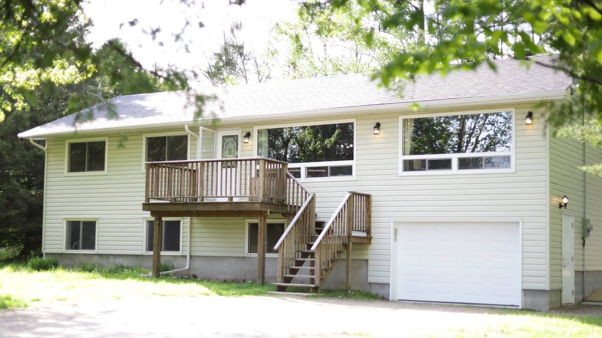 Tiny House | Cozy cottage with ping pong - short walk to the beach