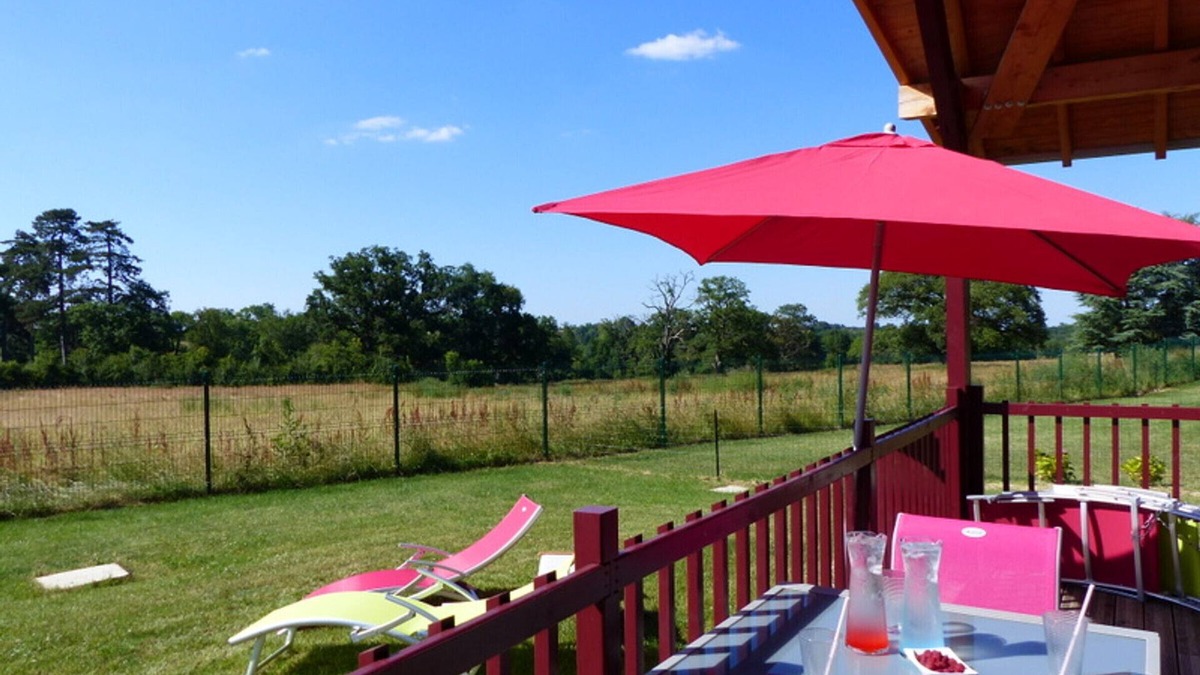 Meillard Cottage | Cozy cottage with terrace, air conditioning and parking - Meillard