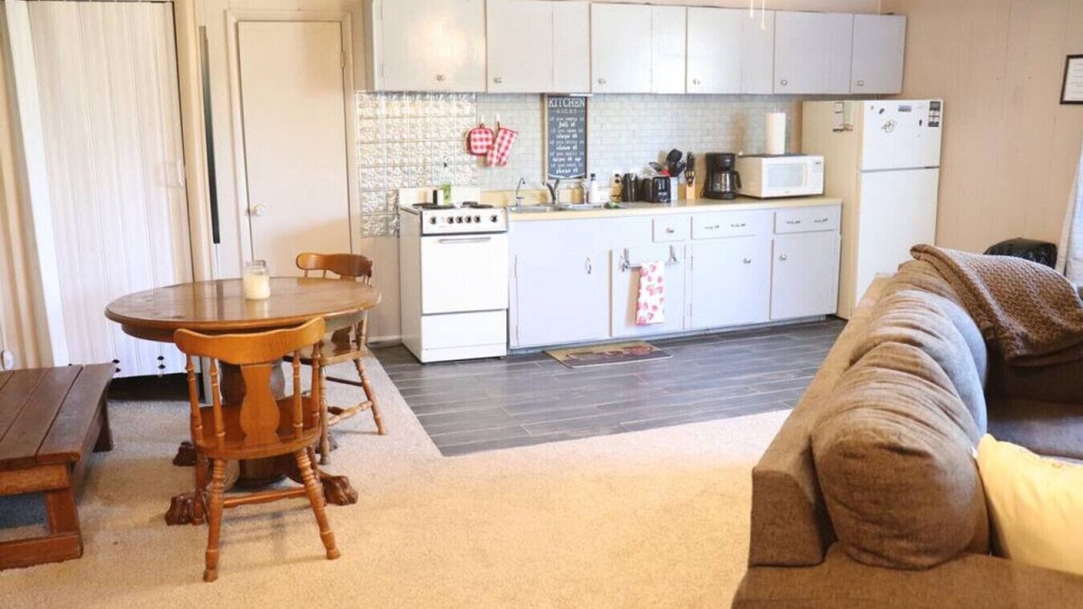 Nashville House | Cozy, Country Apartment