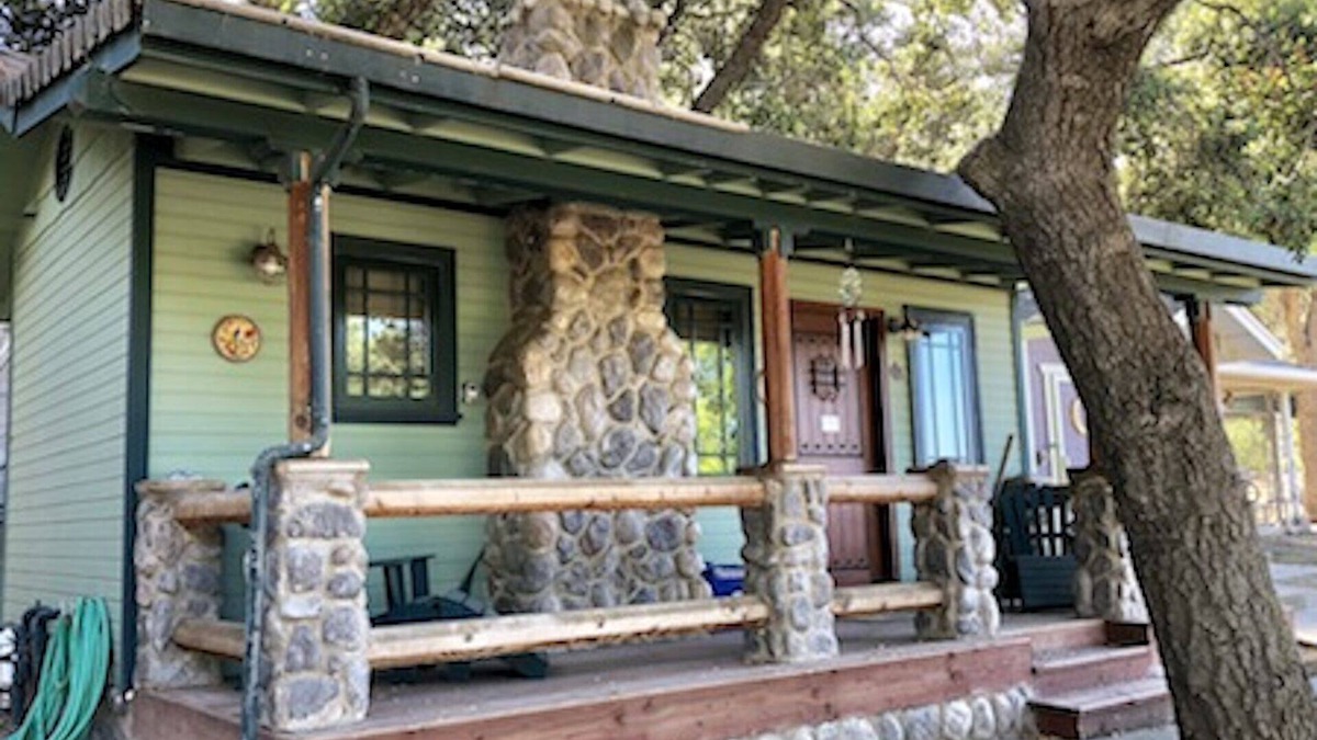 Paicines Apartment | Cozy Country Cottage on 1,000 Acre Working Ranch -10 Min to Pinnacles Nat'l Park
