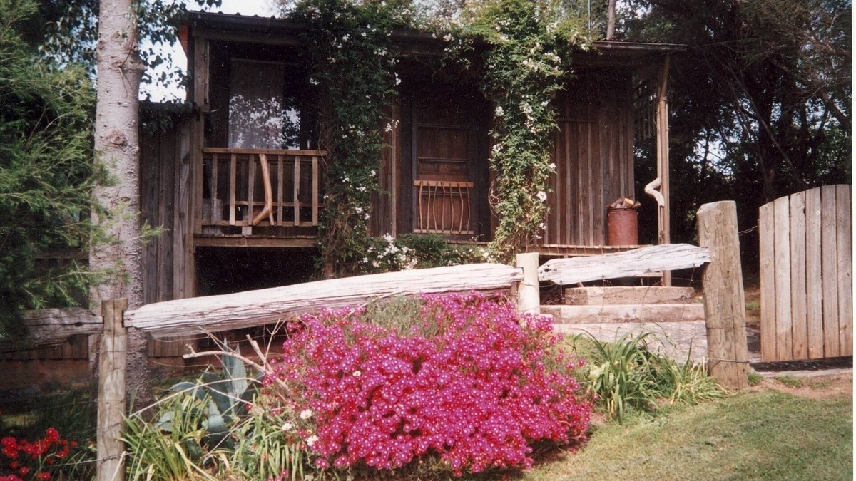 Towong Cottage | Cozy Country Cottage - the Upper Murray River Area - near Snowy Mountains