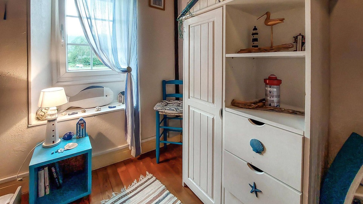 Ogeu-Les-Bains House | Cozy country house with well-kept garden and grounds.