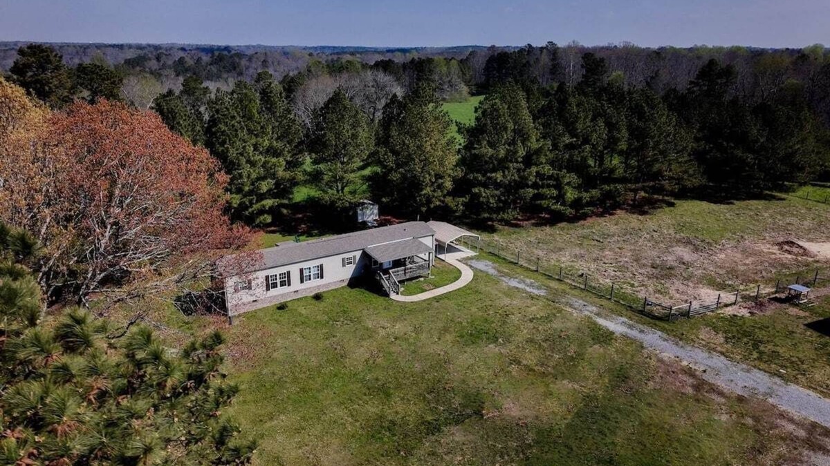 Bremen House | Cozy, country retreat; 2 mi to Stony Lonesome OHV Park, 15 min to Smith Lake Dam