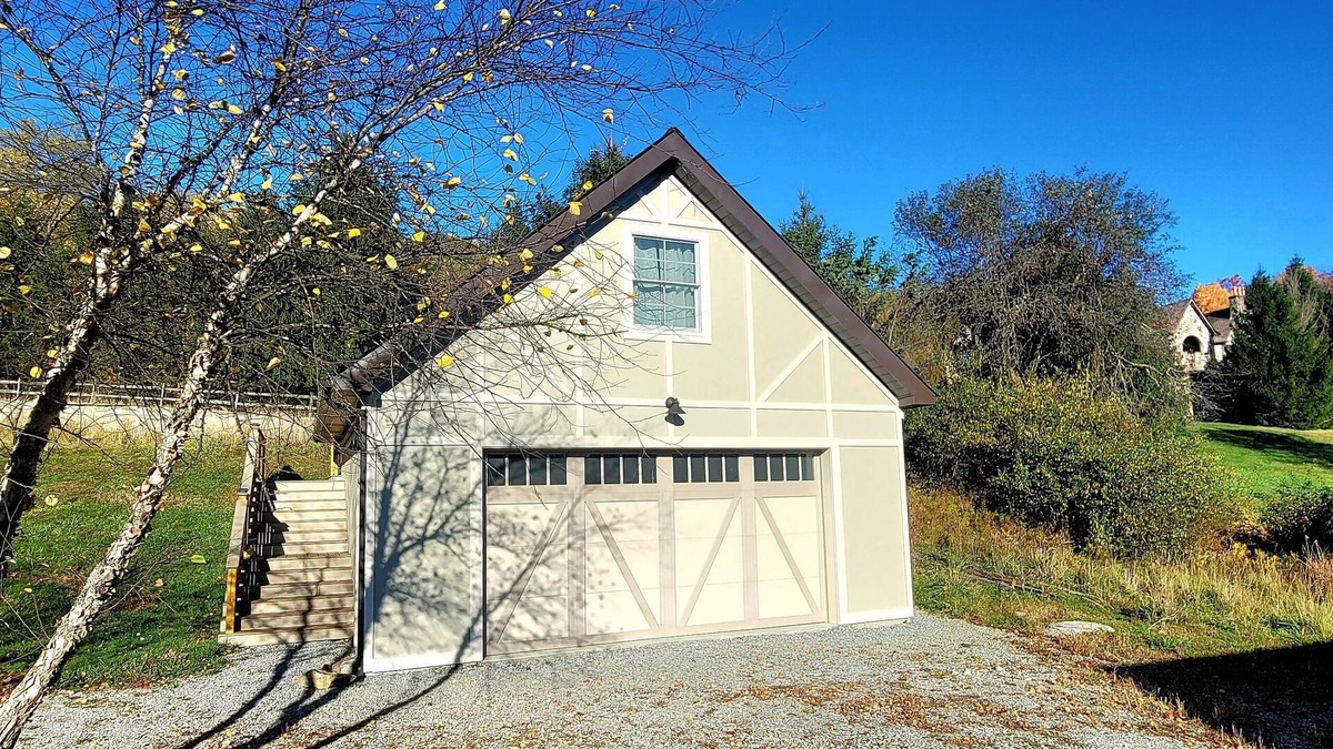 Rector House | Cozy Couple's Bungalow near Ligonier!