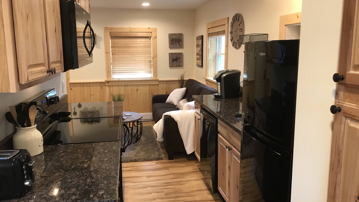 Lake Placid Apartment | Cozy Couples Apartment