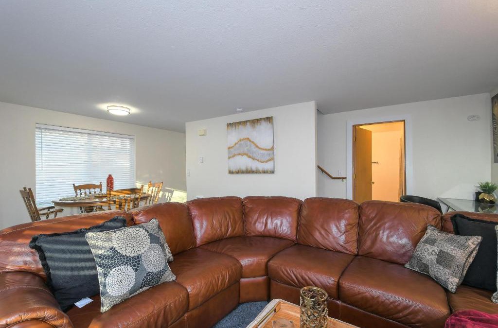 Vancouver House | Cozy Couve Apartment Close To Everything!