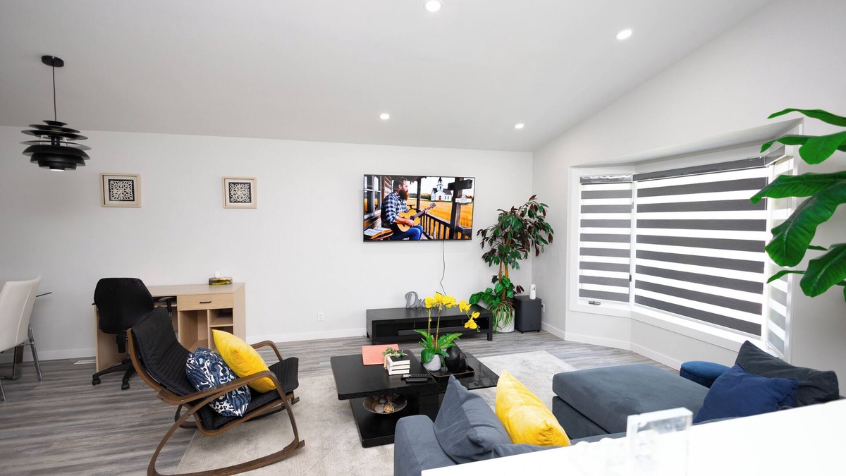 Winnipeg Apartment | Cozy Cove Extension