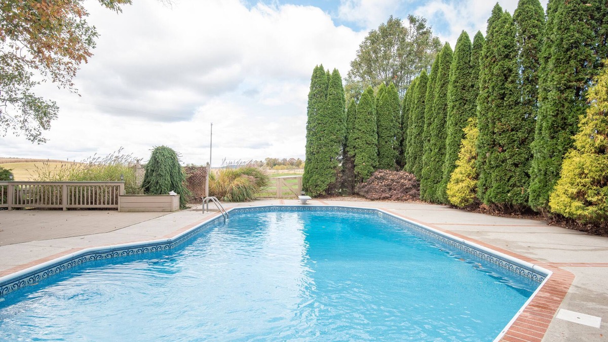 Biglerville House | Cozy Cow | 4 Bed, 2 Bath