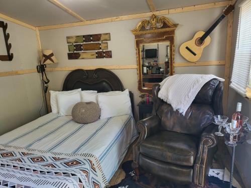 Live Oak Other | Cozy Cowboy Cottage