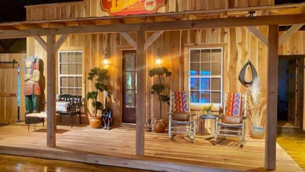 Vinemont House | Cozy cowboy retreat that feels like a western town overlooking a beautiful ranch