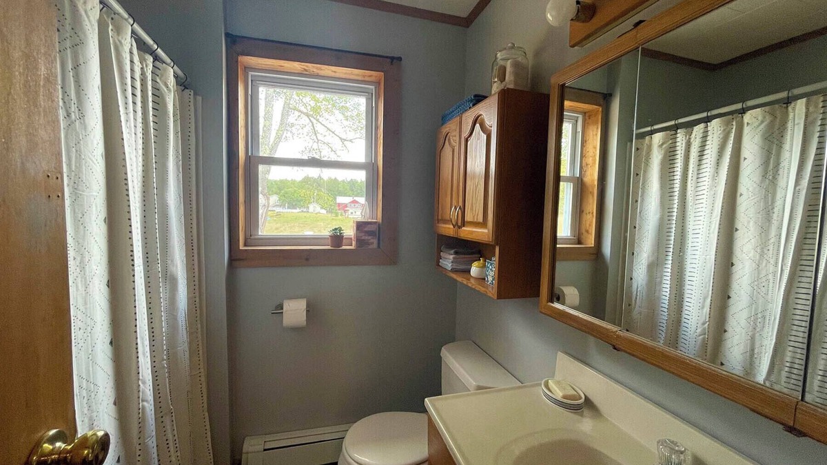 Forestburgh House | Cozy Creek House in Forestburgh