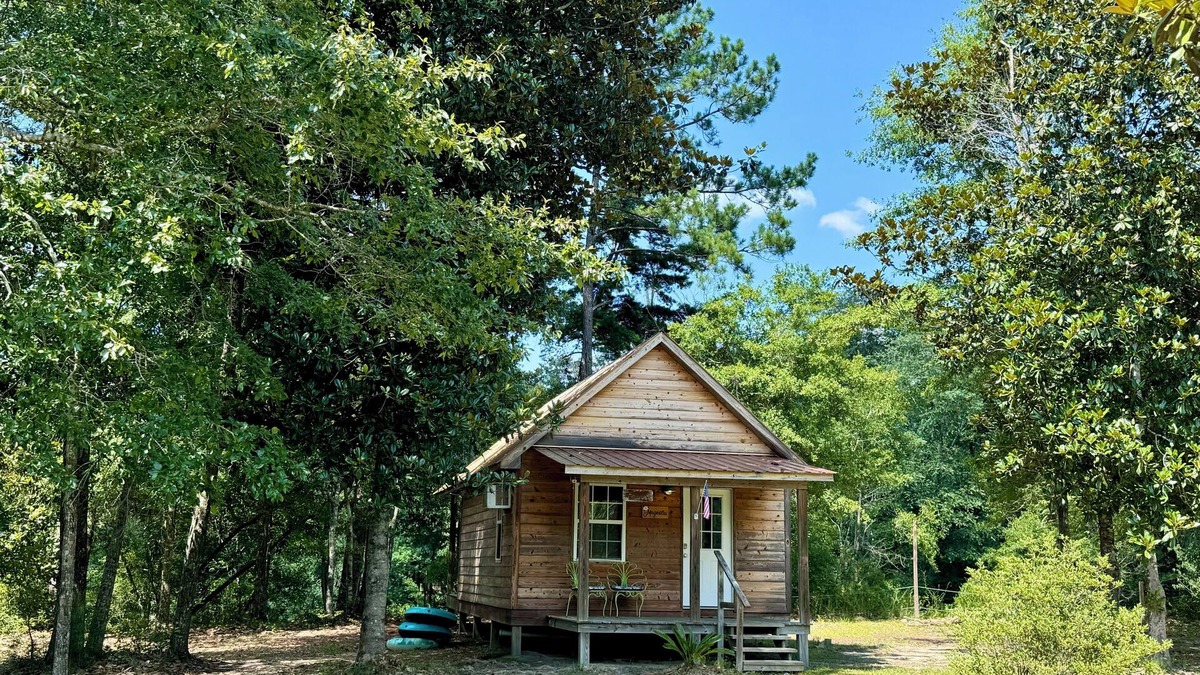 Perkinston Cabin | Cozy Creekside Cabin Retreat on the creek with 2 beautiful sandbars!