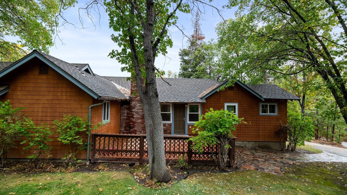Big Bear Lake Cabin | Cozy Cub Cabin - Walk to Lake & Village, Fireplace, Deck