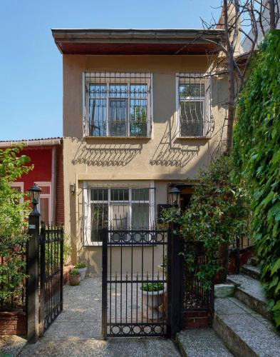 Bebek Apartment | Cozy Cute 1 Bed1bath Bebek Private Terrace! #75