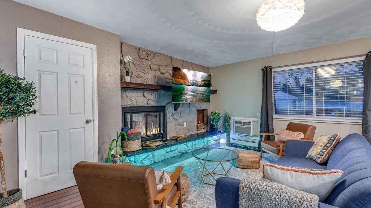 Berkley Condo | Cozy Denver Stay | Grill + Patio | Sloan’s Lake| Firepit