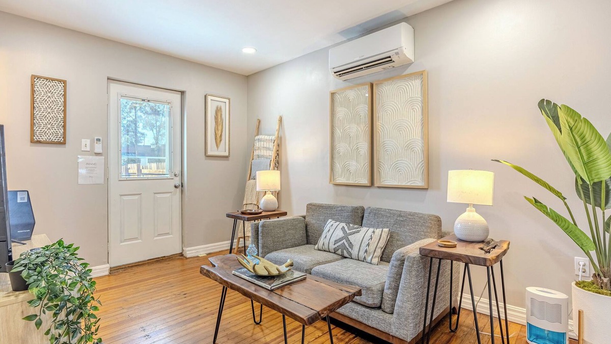 Frederick Apartment | Cozy, dog-friendly, downtown