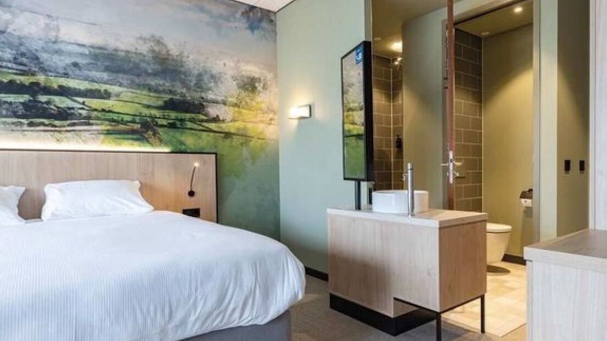 Marknesse Hotel | Cozy Double Room | Fletcher Hotel Marknesse | Quiet Dutch Town