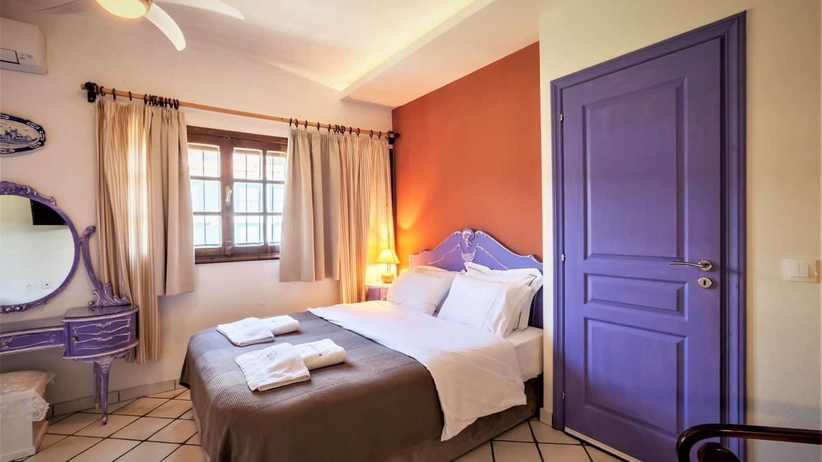 Paradhisos Hotel | Cozy Double Room incl breakfast