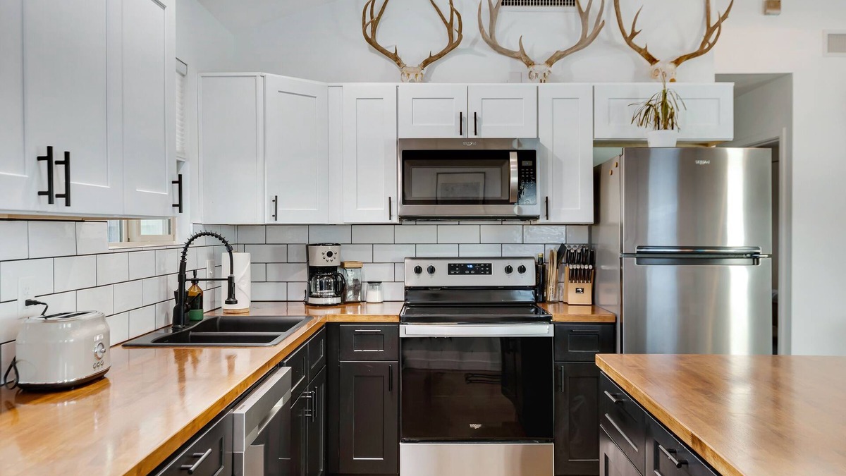 Chandler House | Cozy downtown Chandler Home w/a touch of AZ Southwest vibes