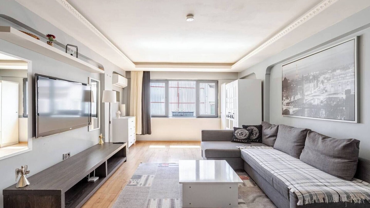 Bomonti Apartment | Cozy Duplex Apartment w/Elevator&Patio Near Metro