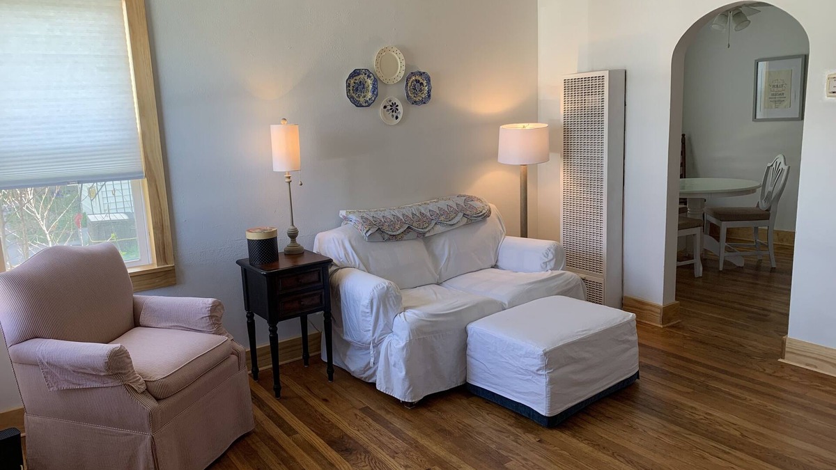 Cheyenne House | Cozy Dwelling Three blocks from UMC and Downtown