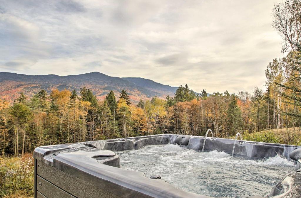 Easton House | Cozy Easton Getaway with Hot Tub, Gas Grill!