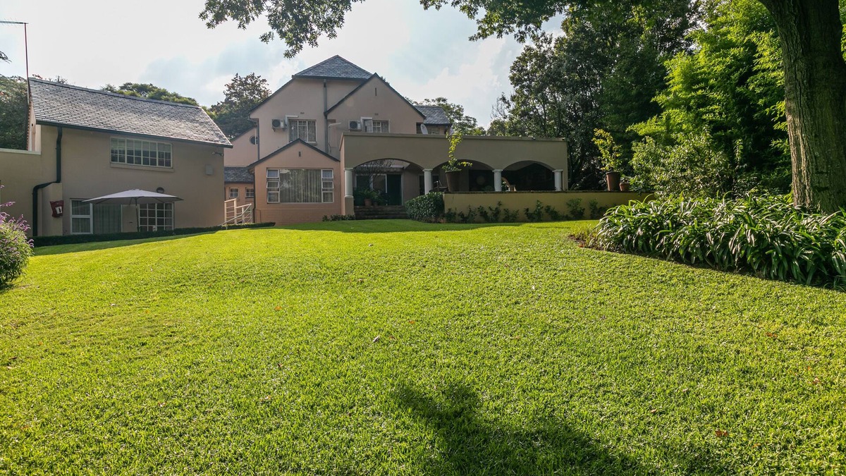 Greater Johannesburg Metropolitan Area Bed & Breakfast | Cozy ,Emmarentia Guest House in Johannesburg, next to emmarentia dam